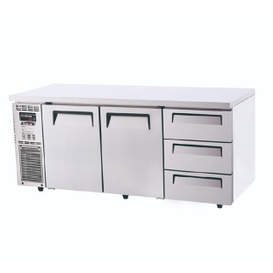 Best turbo air display undercounter fridge for restaurant kitchen